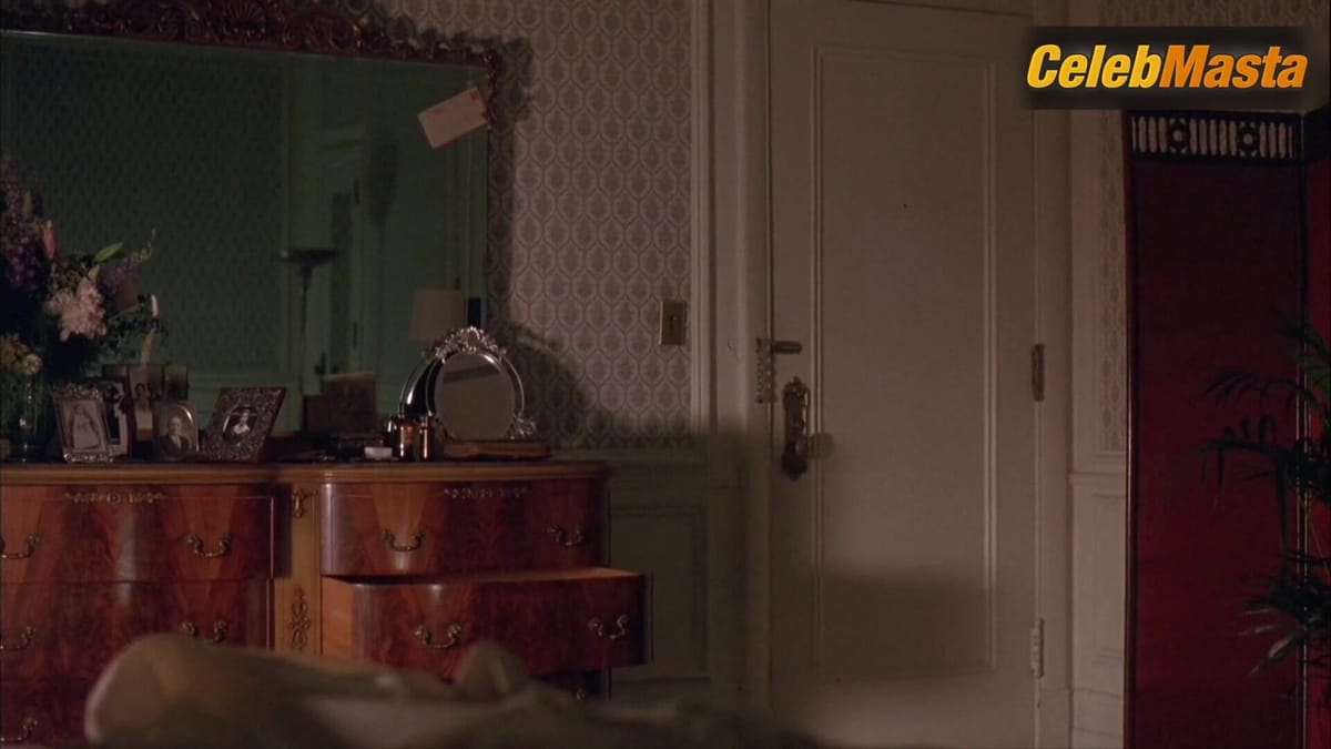 Kelly McGillis Tits Scene from The Babe