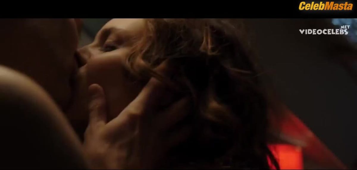 Alexandra Rapaport's Sex Scene in The Hunt