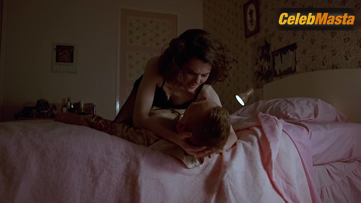 Shirley Henderson's Tits Scene in Trainspotting