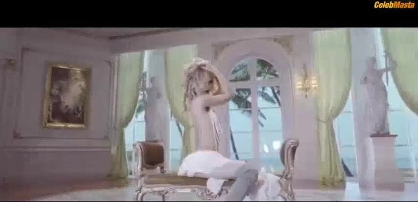 Anastasiya Shcheglova Tits Scene from Mertvyye Dushi