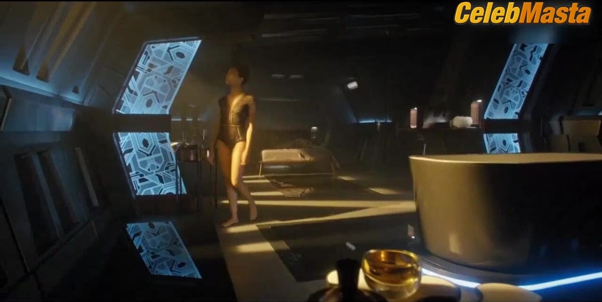 Sonequa Martin-Green's Underwear Scene from Star Trek Discovery