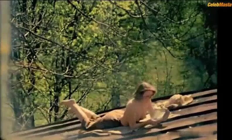 Zhanna Bolotova's Tits Scene from Wounded Game
