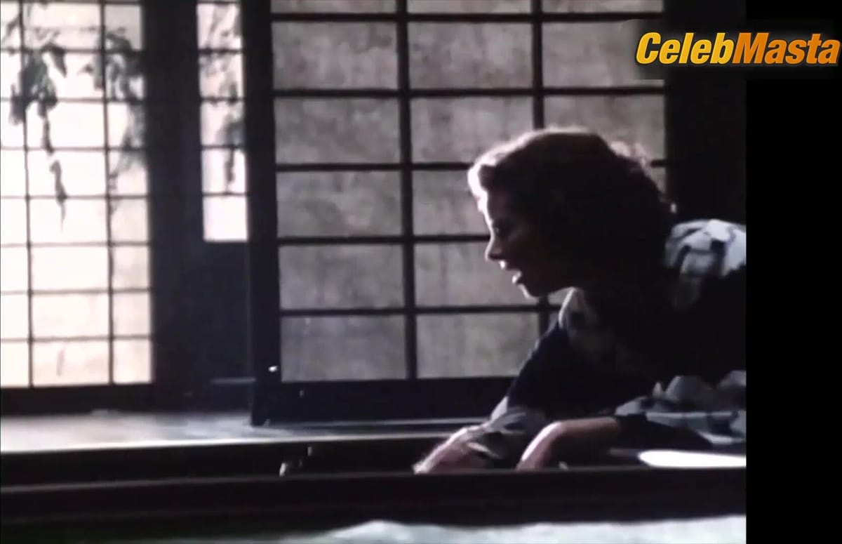 Gudrun Landgrebe and Mio Takaki Lesbian, Butt Scene from The Berlin Affair