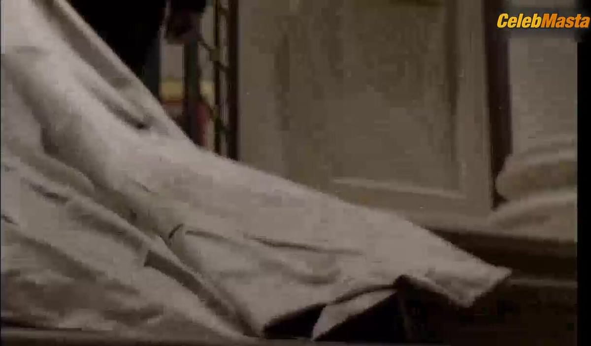 Honor Swinton Byrne's Tits, Underwear Scene in The Souvenir
