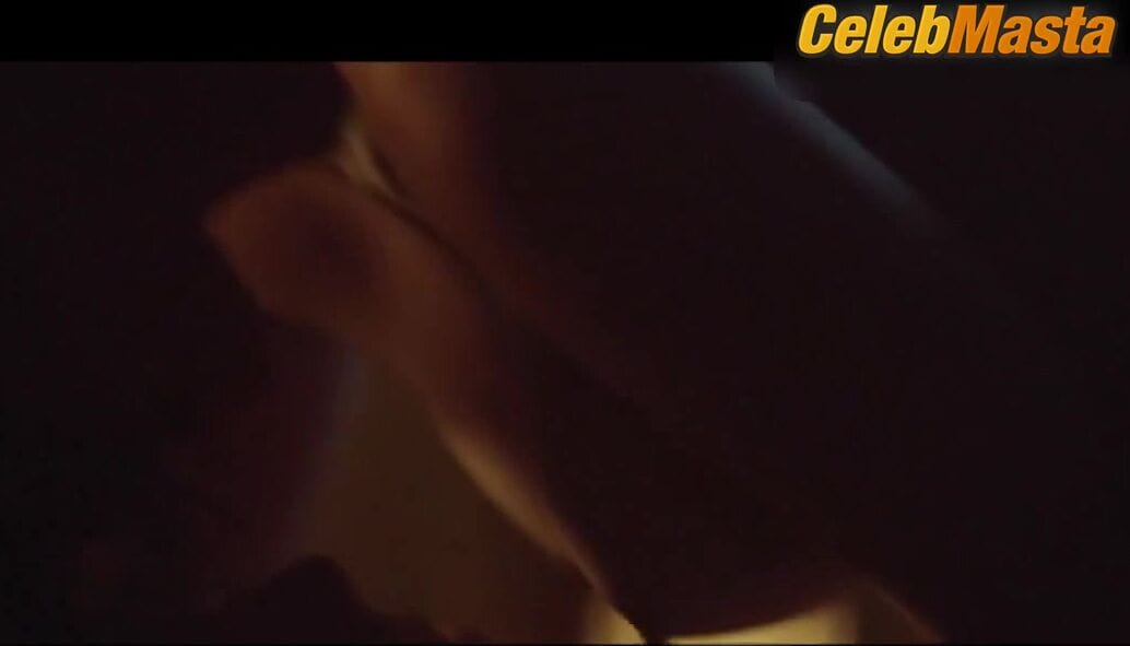 Sara Malakul Lane Naked Scene from Kickboxer Vengeance