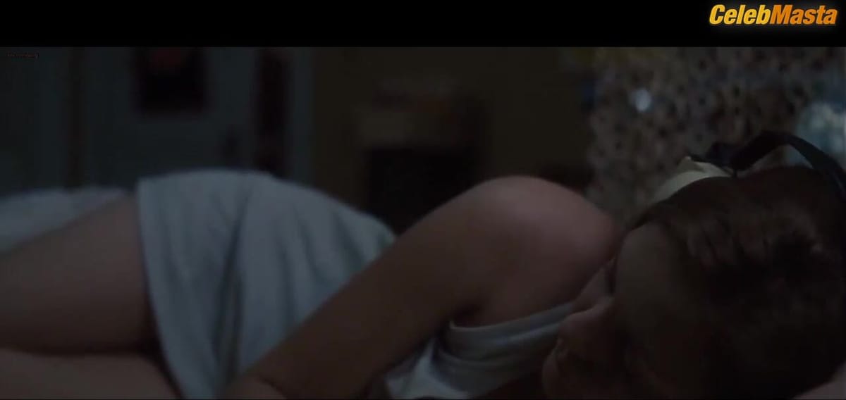 Hanna Hall's Boobs Scene in Halloween