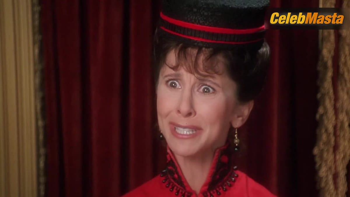Amy Yasbeck and Lysette Anthony Hot Scene in Dracula Dead And Loving It