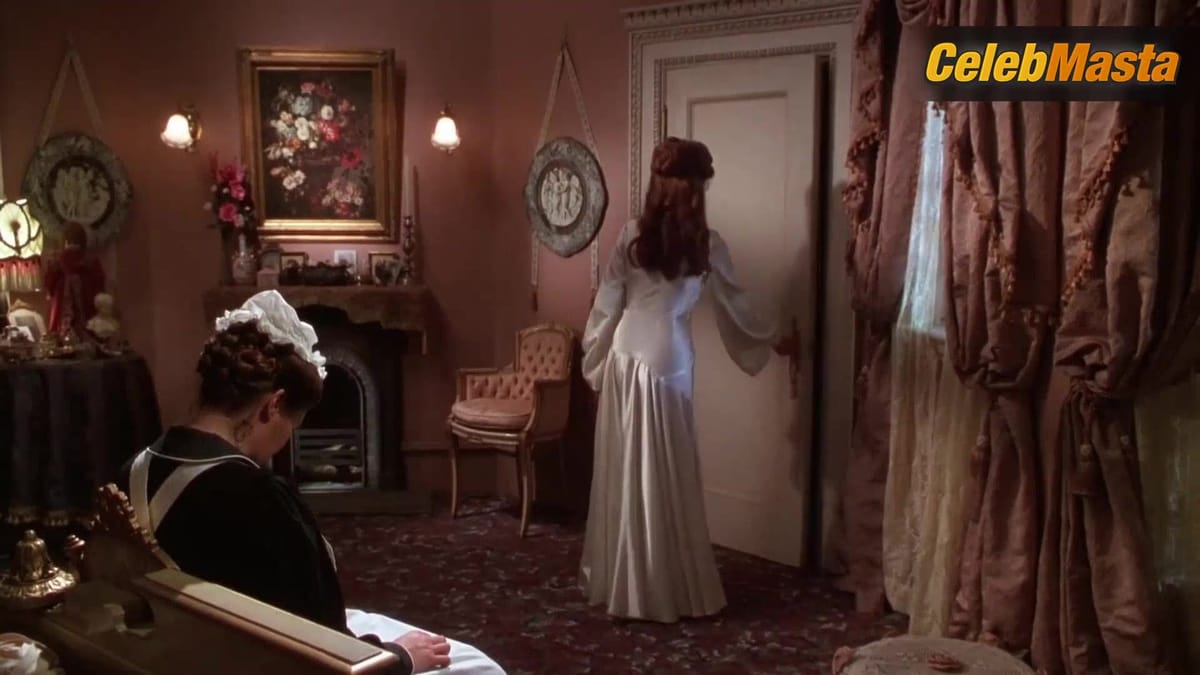 Amy Yasbeck Sultry Scene in Dracula Dead And Loving It