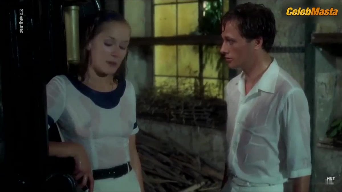 Dominique Sanda Tits Scene from The Garden Of The Finzi-continis