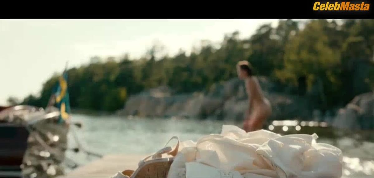 Tuva Novotny's Booty Scene from Death Of A Loved One