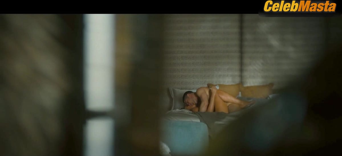Merle Dandridge's Sexy Scene from Citadel