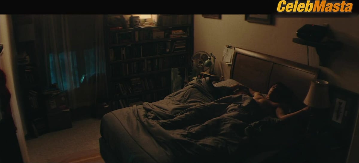 Diana Hopper's Underwear Scene in Shooting in Vain