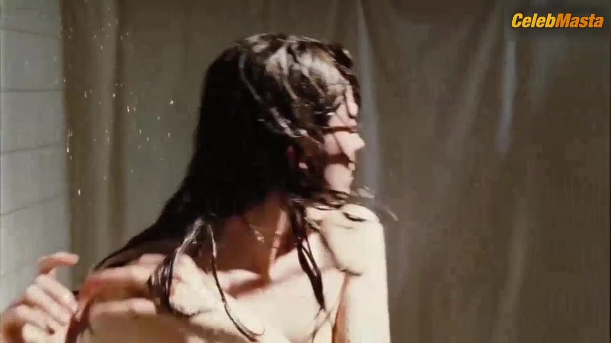 Sheri Moon Zombie's Booty, Boobs Scene in The Devil's Rejects
