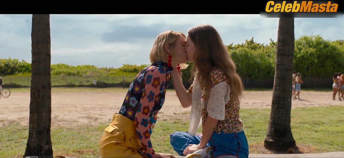Maya Hawke and Talia Ryder's Lesbian Sex Scene in Do Revenge