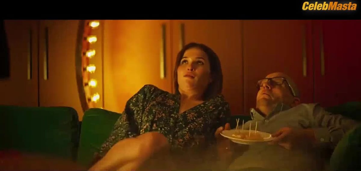 Anna Mikhalkova's Tits Scene in Pro Lyubov. Tolko Dlya Vzroslykh