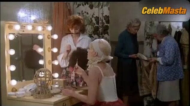 Kim Novak's Sex Scene from The Mirror Crack'd