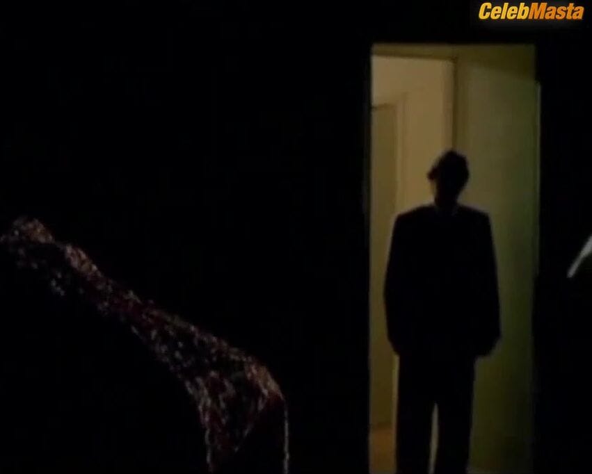 Emmanuelle Devos Boobs Scene in L' Adversaire