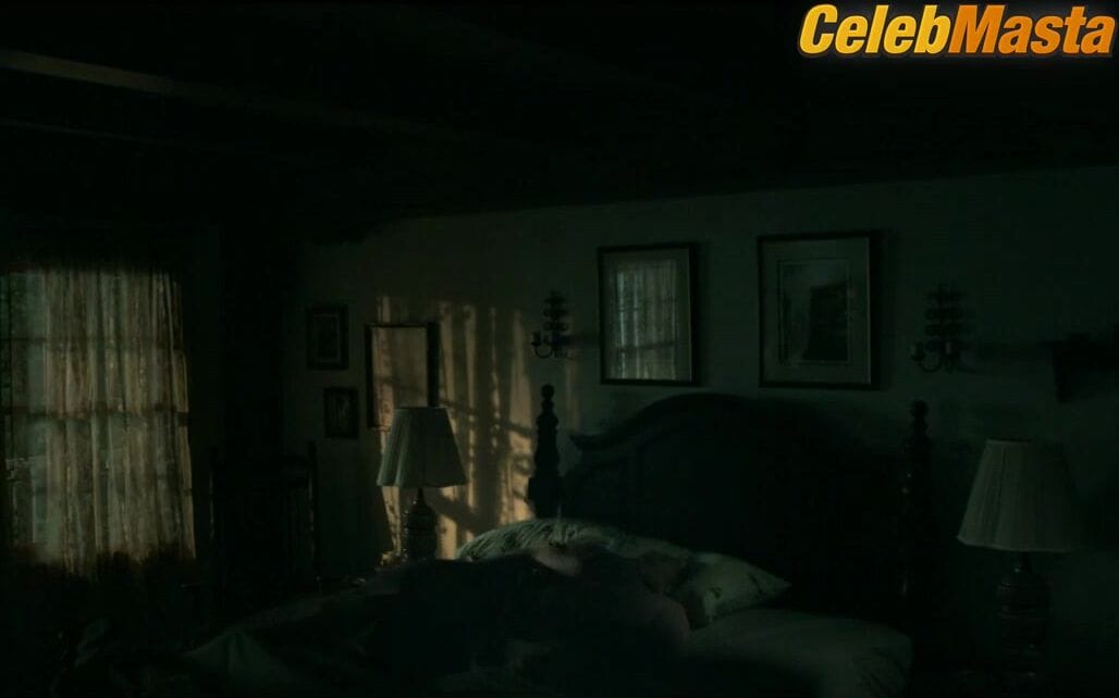Lisa Emery Bares Tits Scene in Ozark