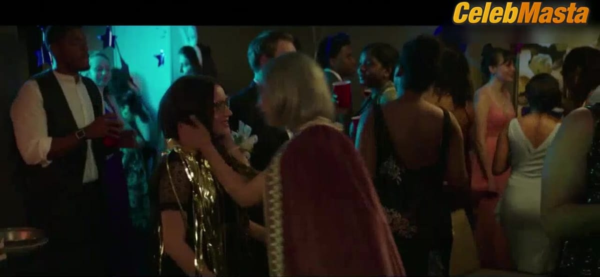 Gideon Adlon and Ramona Young's Lesbian Sex Scene in Blockers