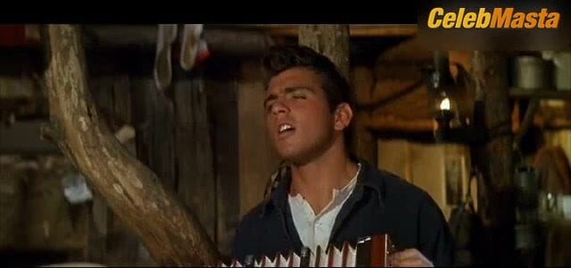 Capucine's Sex Scene from North To Alaska