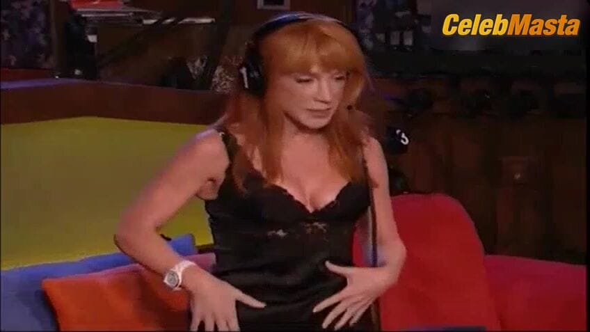 Kathy Griffin Flaunts Boobs, Scene in The Howard Stern Show