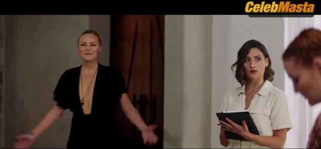 Malin Akerman's Hot Scene from Slayers