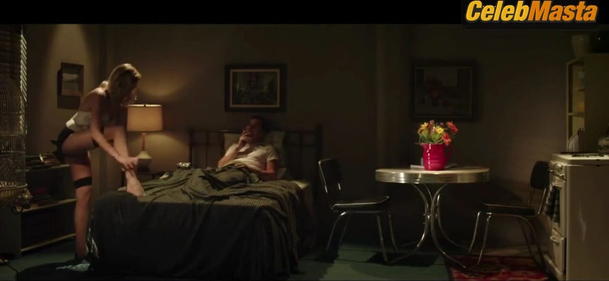 Malin Akerman's Underwear Scene from City Of Sin