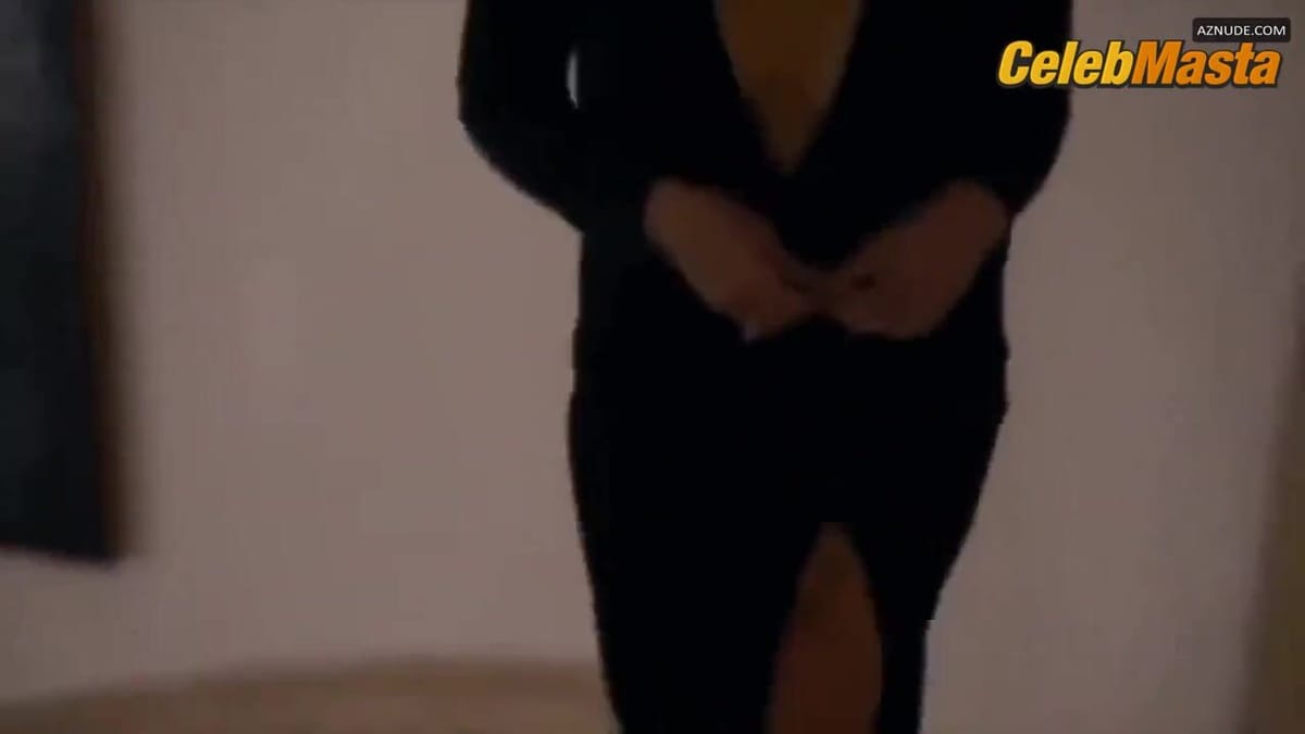 Sarah Michelle Gellar Lesbian Scene from Cruel Intentions