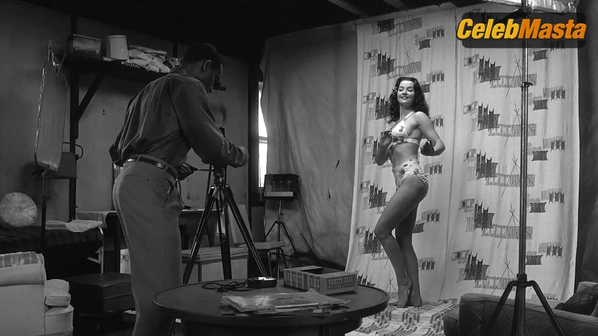 Gretchen Mol's Booty, Tits Scene in The Notorious Bettie Page