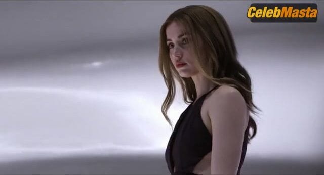 Ana de Armas Hot Scene from Ghosted