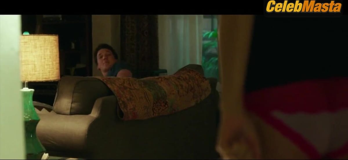 Ana de Armas Underwear Scene from War Dogs