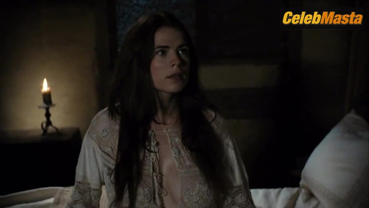 Hayley Atwell's Sex Scene in The Pillars Of The Earth