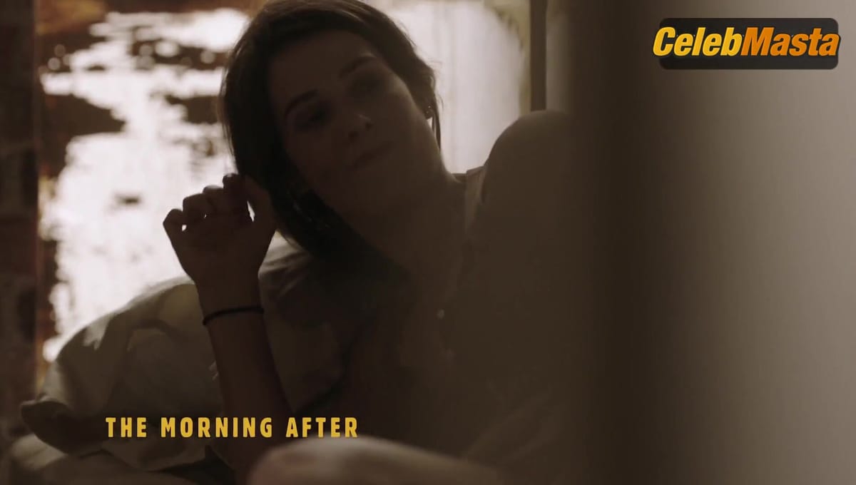 Cobie Smulders Flaunts Underwear Scene in Stumptown