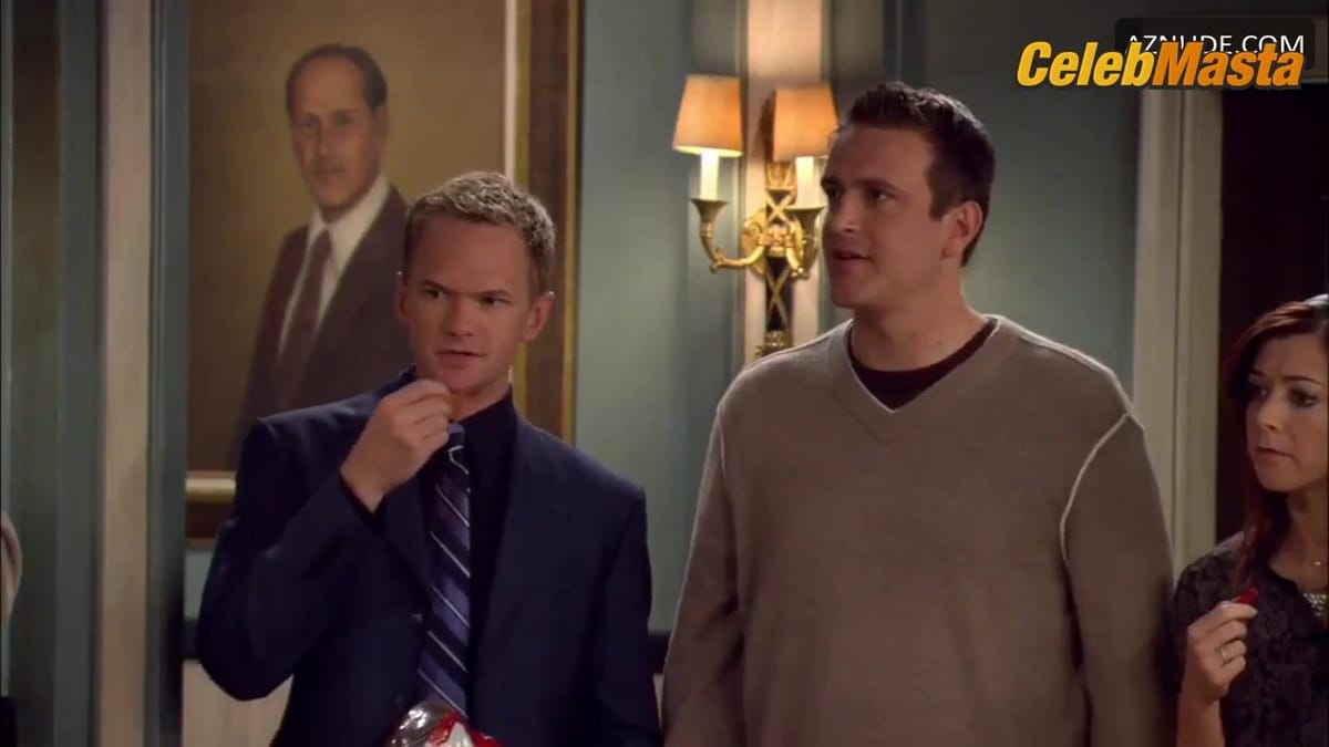 Cobie Smulders' Hot Scene in How I Met Your Mother