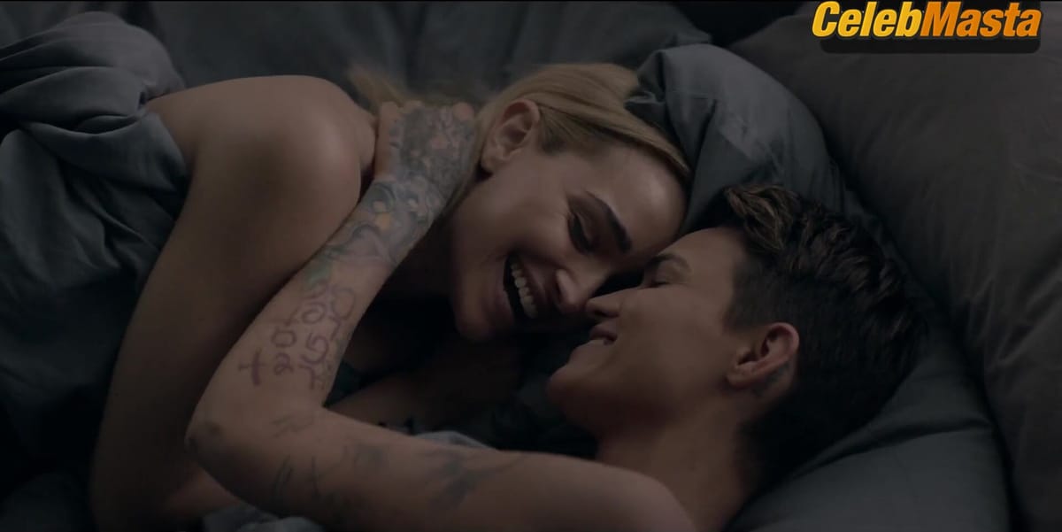 Ruby Rose and Brianna Howey Share a Lesbian Scene in Batwoman