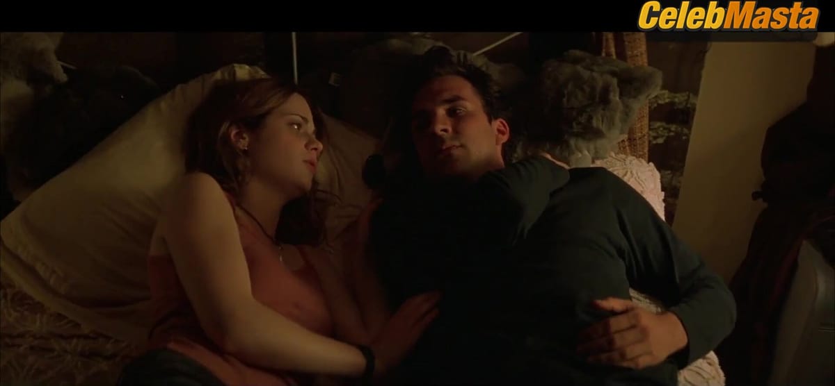 Zooey Deschanel Hot Scene in All The Real Girls