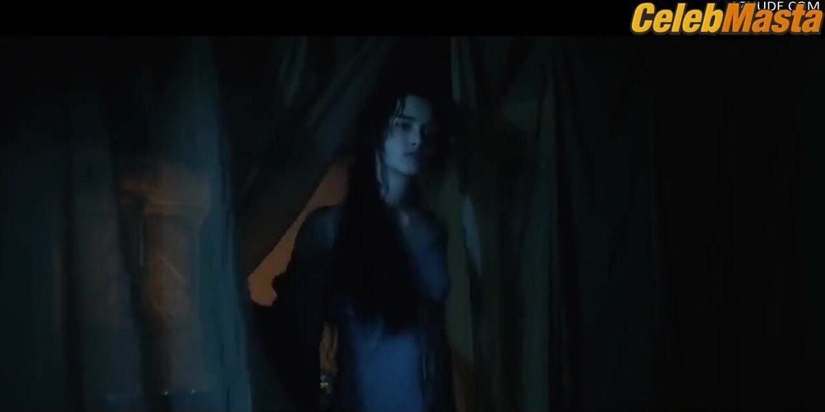 Keira Knightley Flaunts Sexy Scene in King Arthur
