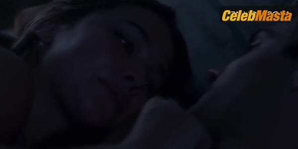 Madelyn Cline Booty, Tits Scene in Outer Banks