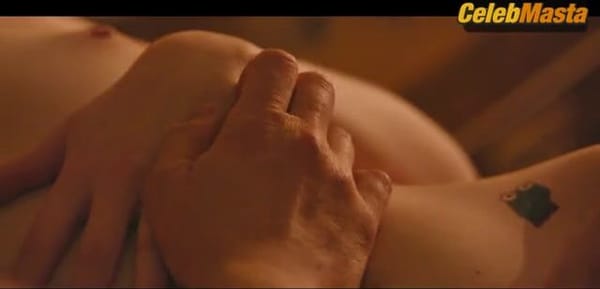 Elle Fanning Shows Tits Scene in Margo's Got Money Troubles