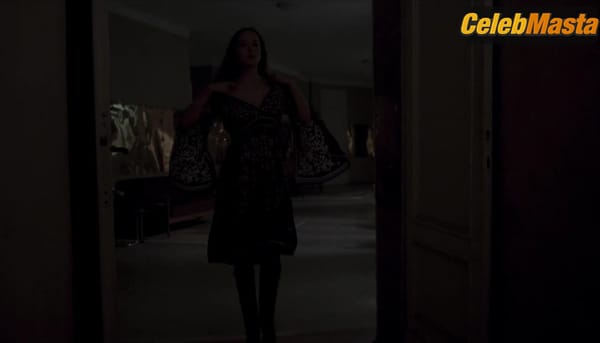 Dakota Johnson's Booty, Tits Scene in Suspiria