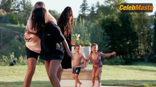 Kim Kardashian West and Kourtney Kardashian's Swimsuit, Booty Scene in Keeping Up With The Kardashians