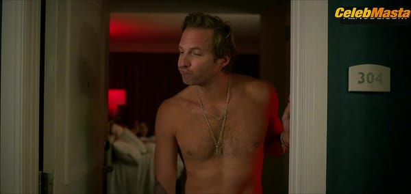 Rainey Qualley and Montanna Gillis Show Tits Scene in Off The Record