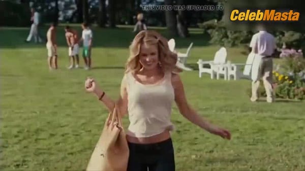 Elizabeth Gillies Reveals Wet Tits Scene in Omg Wet Boobs!
