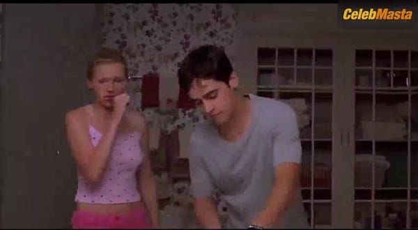 Kirsten Dunst Reveals Racy Scene in Bring It On