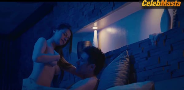 Arah Alonzo Reveals Ass and Tits Scene in Online Selling