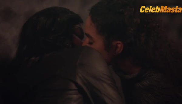 Brittany O'Grady and Imani Lewis Share a Lesbian Scene in Star