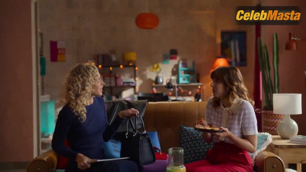 Diana Gomez, Raquel Ventosa, Teresa Riott and Paula Malia's Racy Scene in Valeria