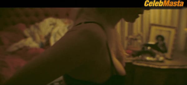 Pamela Anderson's Underwear Scene in The Last Showgirl