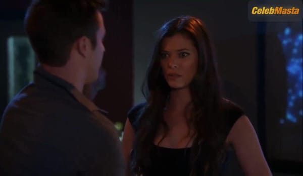 Peyton List's Sex Scene in 90210