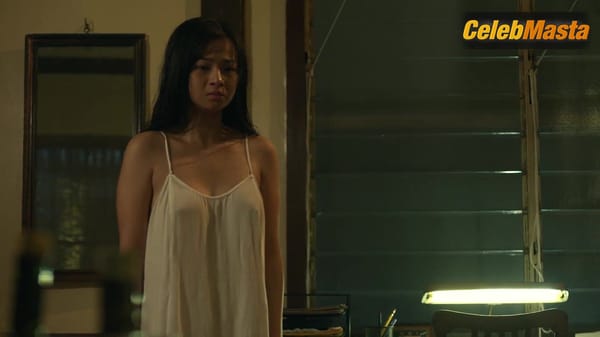 Angeli Khang Flaunts Butt, Breasts Scene in Bela Luna